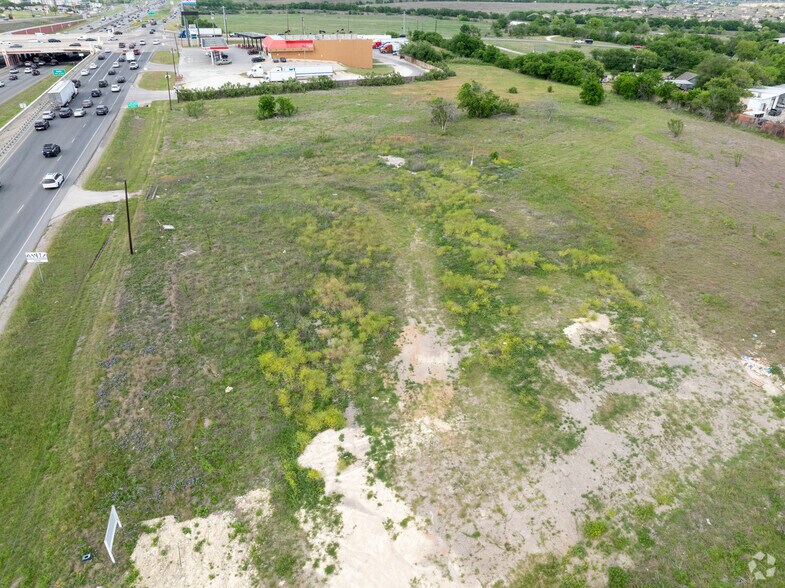 Land in Kyle, TX for sale - Primary Photo - Image 1 of 1