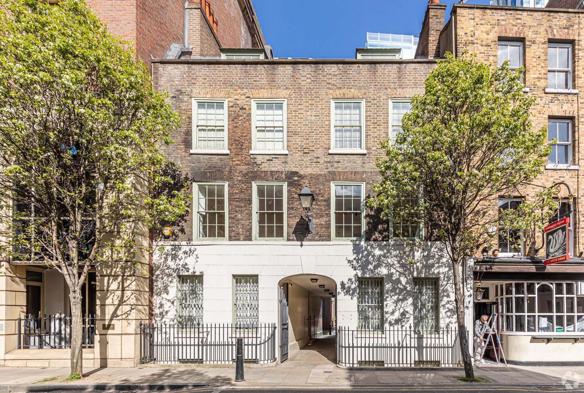 17-19 Alie St, London for sale Building Photo- Image 1 of 1