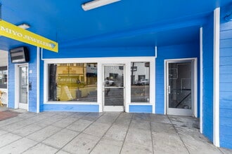 210-216 N Coast Hwy, Oceanside, CA for lease Interior Photo- Image 2 of 6