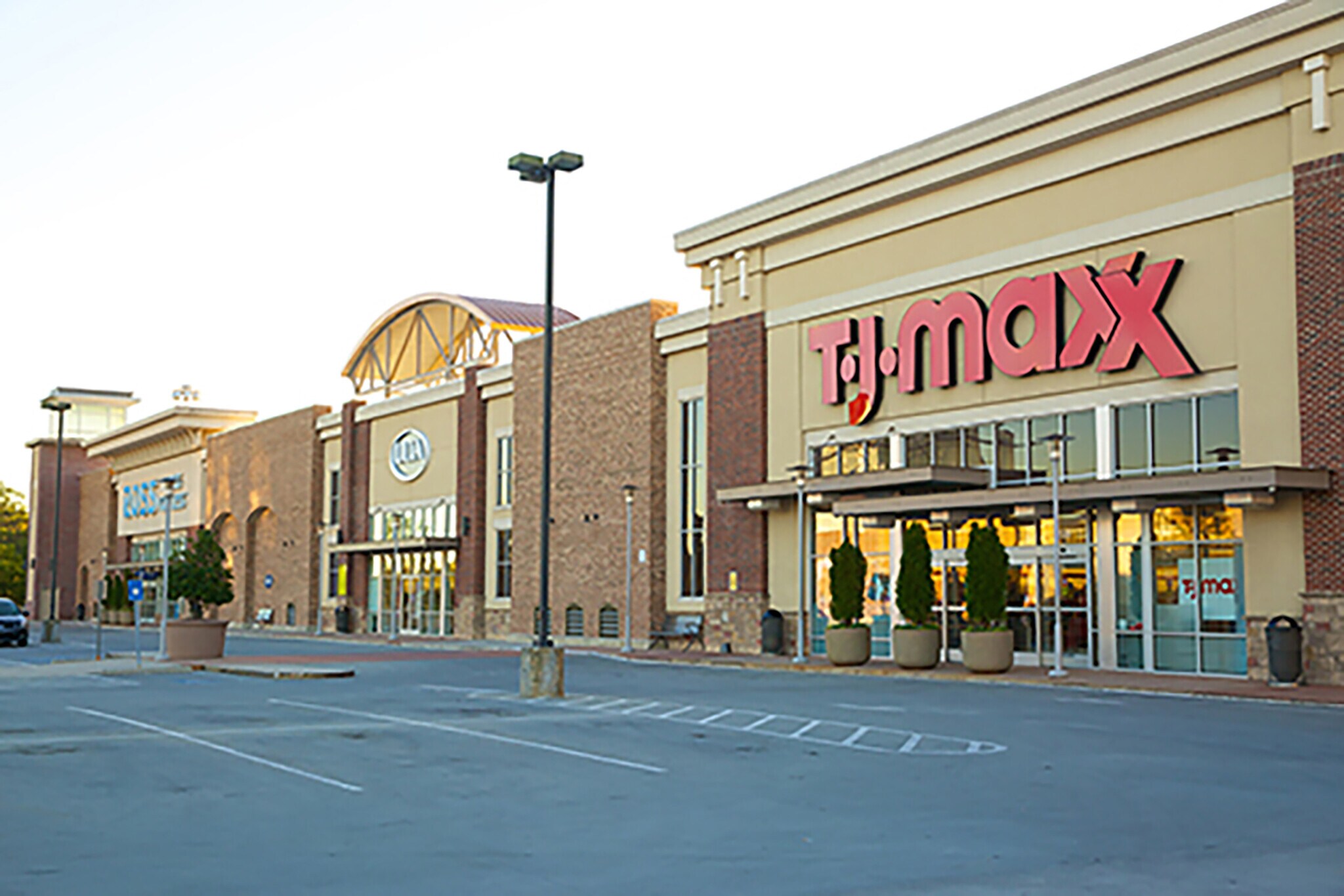 HOWELL MILL Rd, Atlanta, GA 30318 The District At Howell Mill