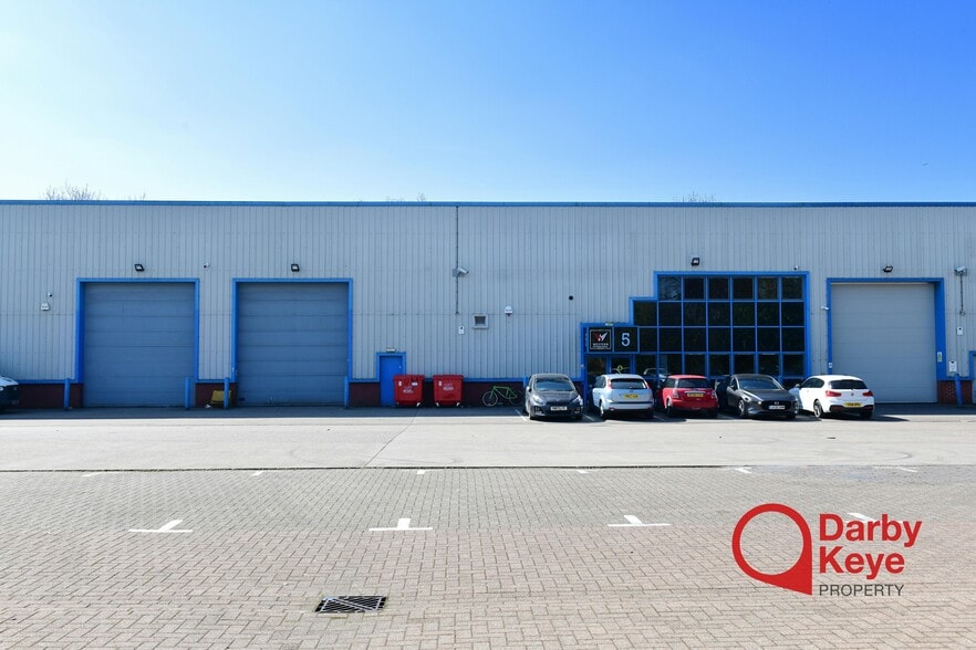 Bevan Way, Smethwick for lease - Building Photo - Image 1 of 8
