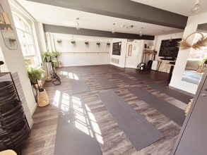 7 Mill St, Trowbridge for lease Interior Photo- Image 1 of 2