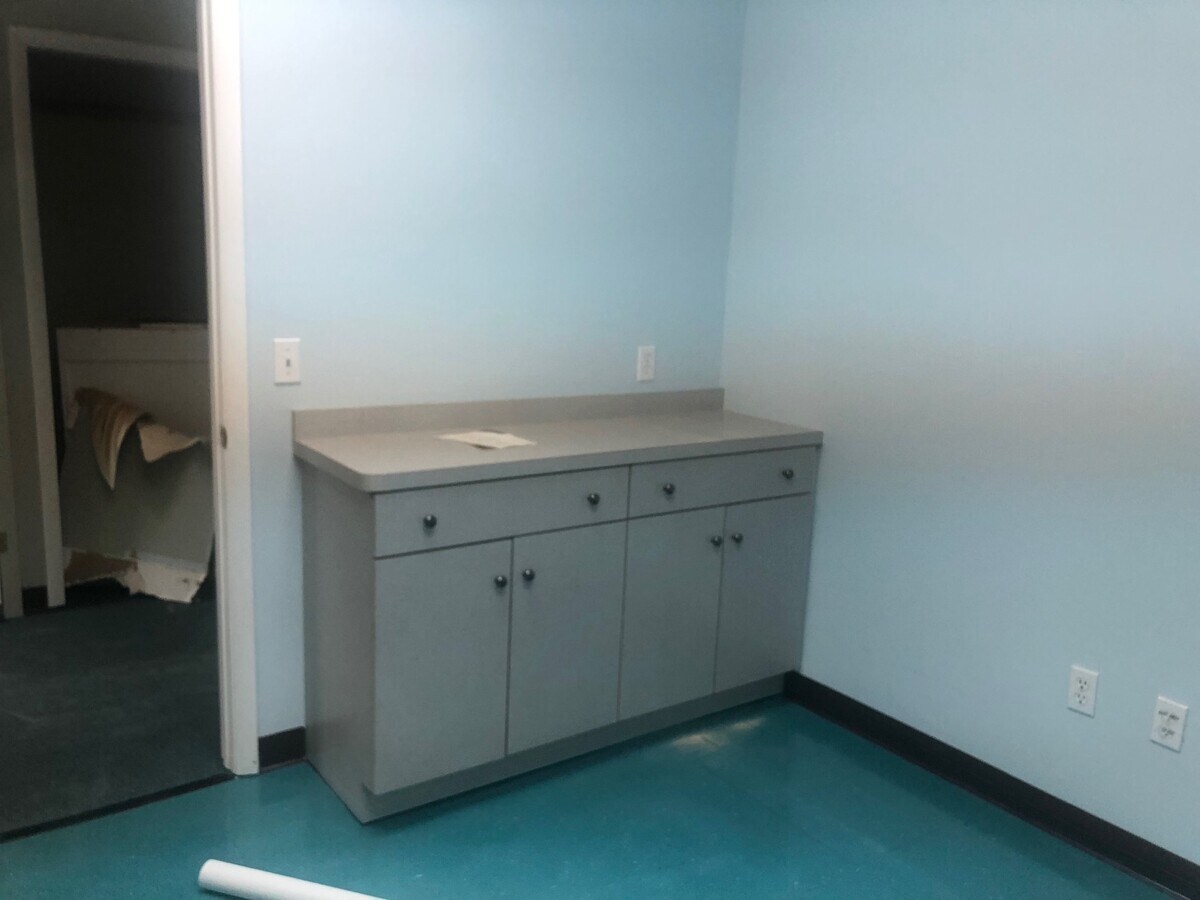 9 Mule Rd, Toms River, NJ 08755