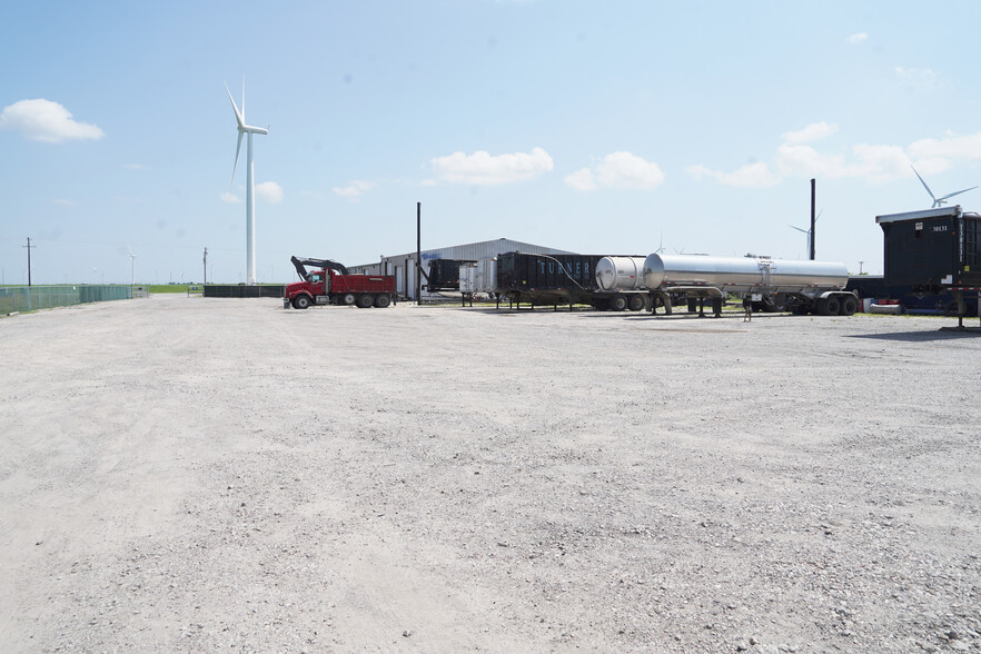 8808 County Road 1458, Taft, TX for lease - Building Photo - Image 3 of 11