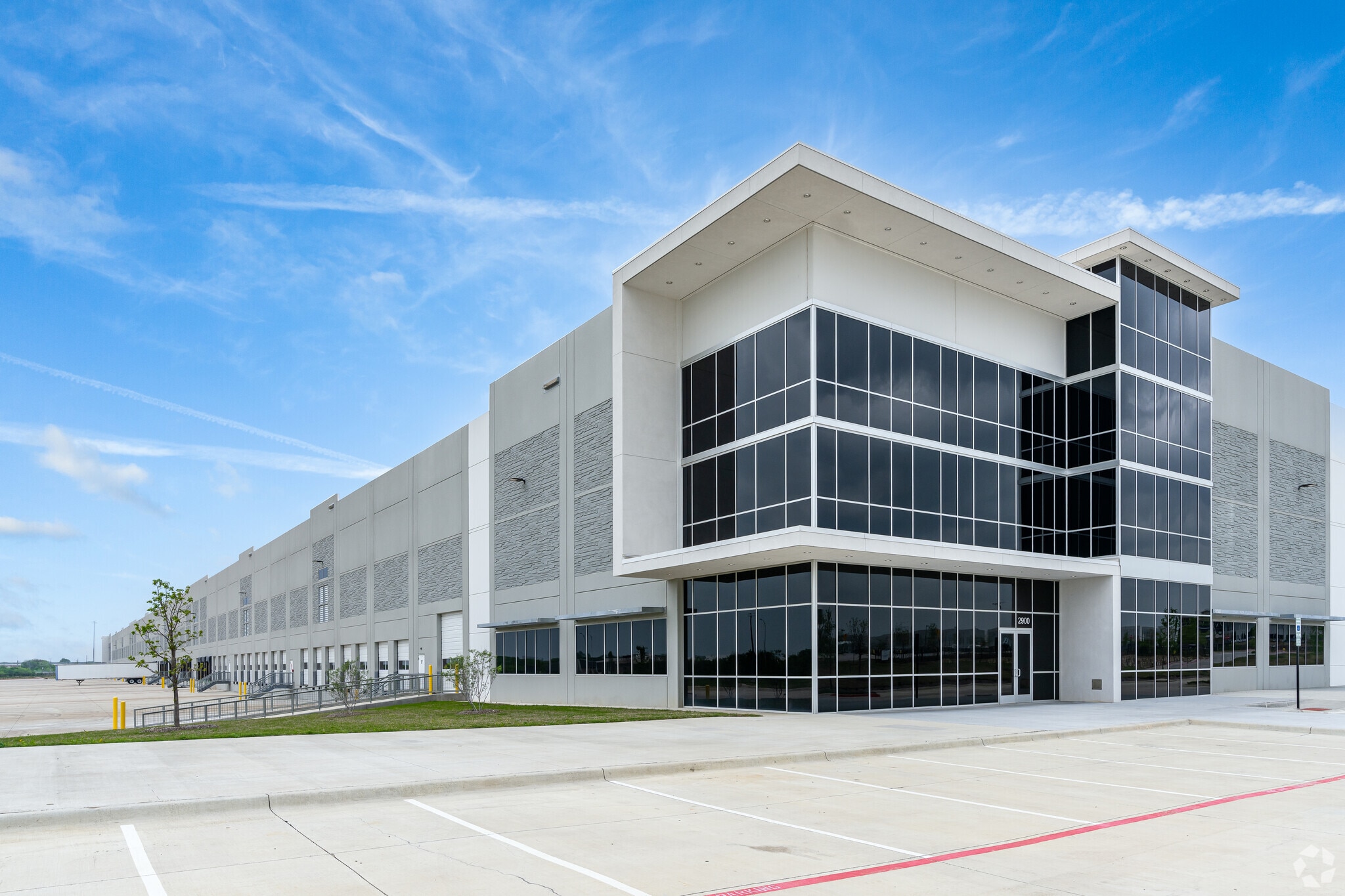 2900 N State Highway 161, Irving, TX for lease Building Photo- Image 1 of 9
