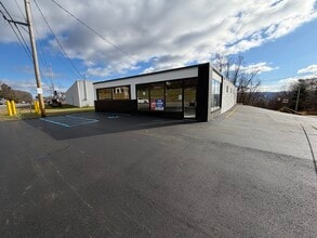 1908 Scranton Carbondale Hwy, Dickson City, PA for sale Interior Photo- Image 2 of 14