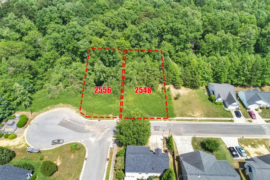 2548 Barkers Ridge Dr, Bessemer City, NC 28016