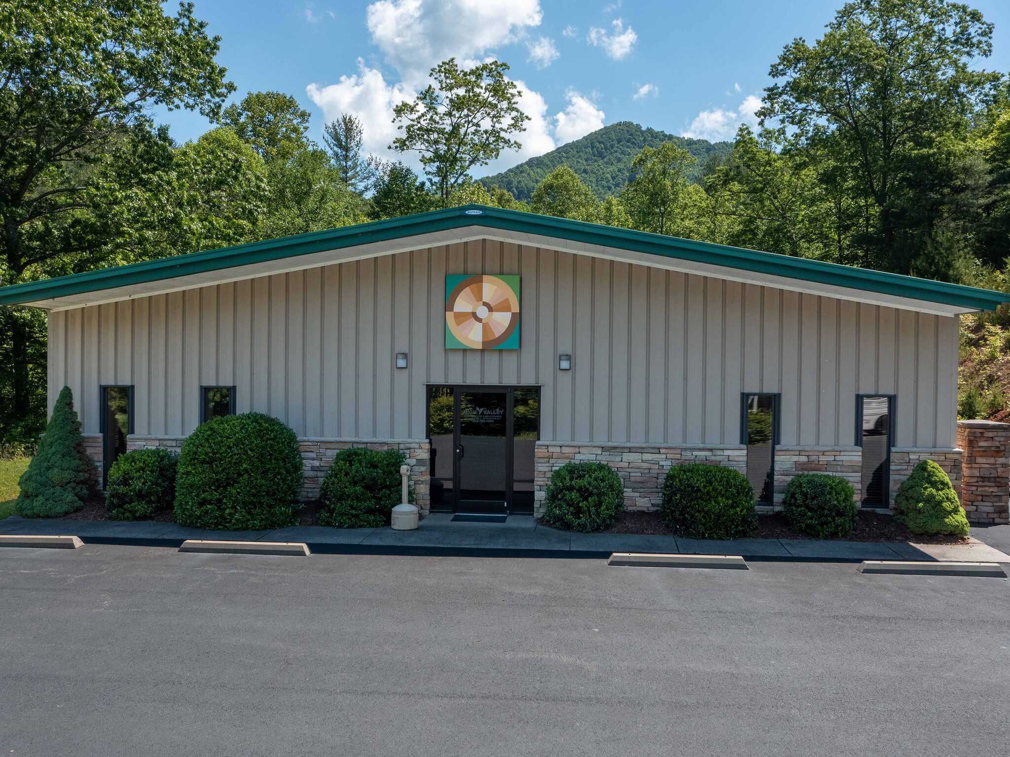 6573 NC 226 Rd, Spruce Pine, NC for sale Building Photo- Image 1 of 14