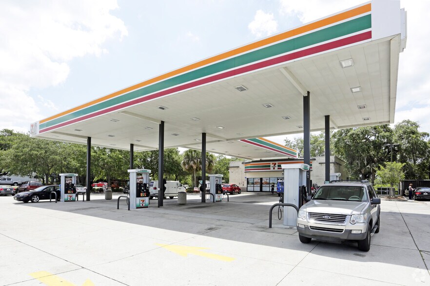 5914 53rd Ave E, Bradenton, FL for sale - Primary Photo - Image 1 of 1