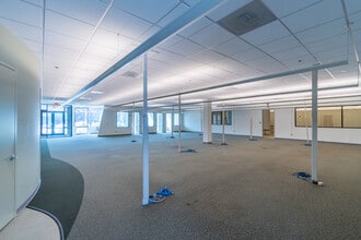 14428 Albemarle Point Pl, Chantilly, VA for lease Interior Photo- Image 2 of 3