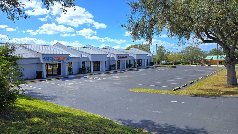 37810 Medical Arts Ct, Zephyrhills, FL for sale - Building Photo - Image 2 of 114