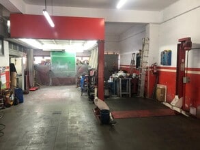 Retail in Badalona, Barcelona for lease Interior Photo- Image 1 of 3