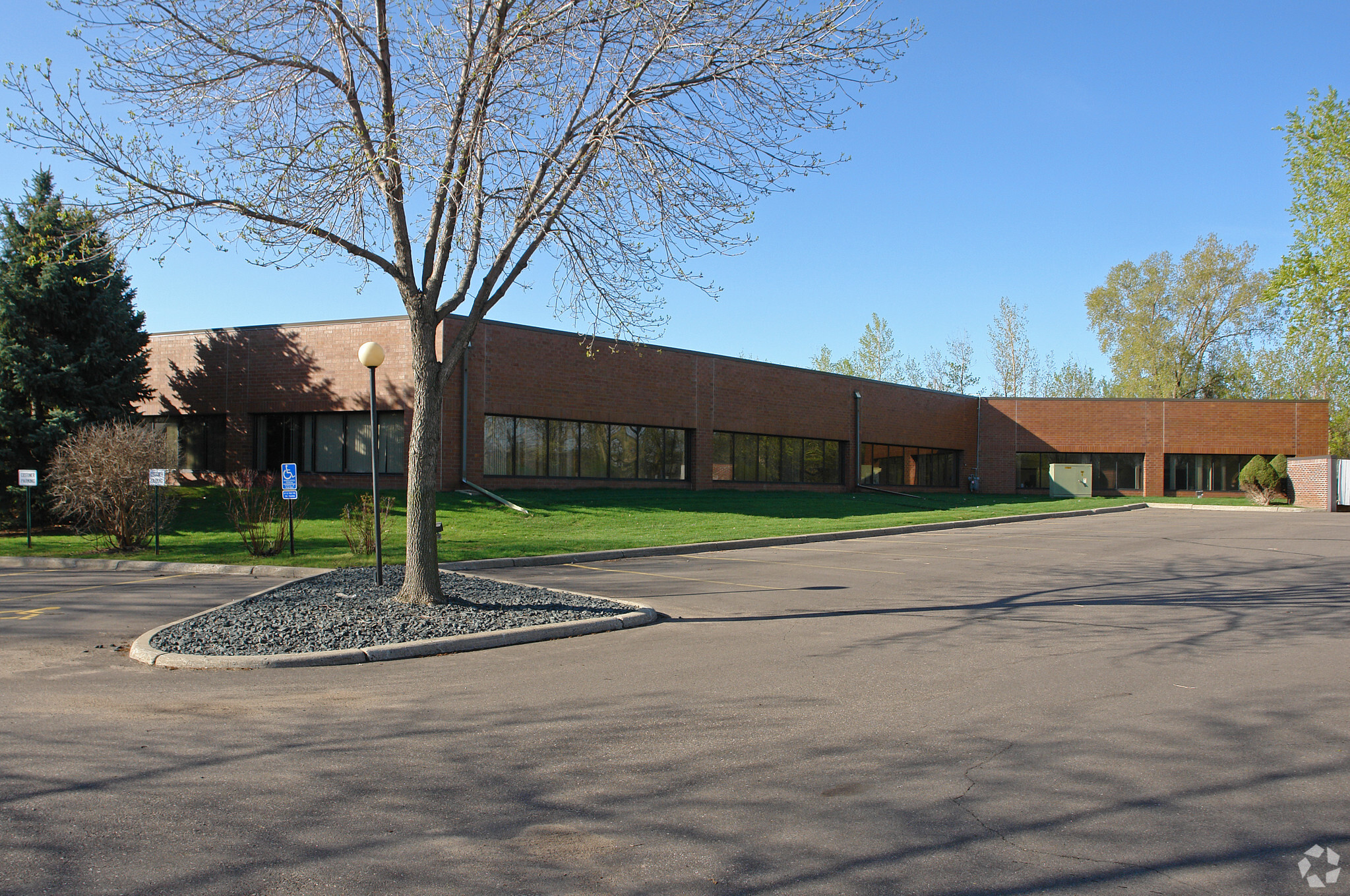 4505 White Bear Pky, White Bear Lake, Mn 55110 - Office For Sale 