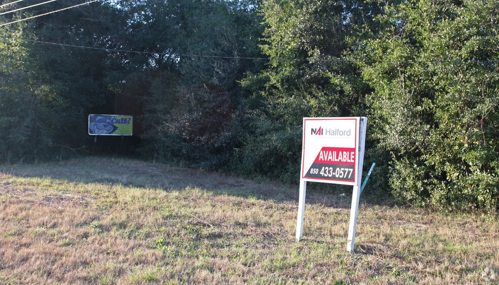5061 Mobile Hwy, Pensacola, FL for sale - Building Photo - Image 2 of 32