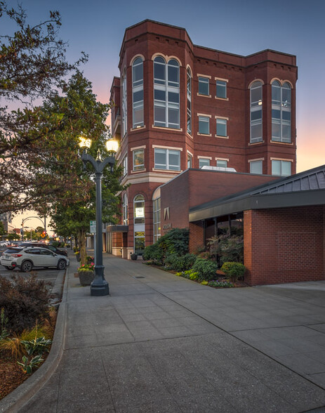 2910 Colby Ave, Everett, WA for lease - Building Photo - Image 3 of 4