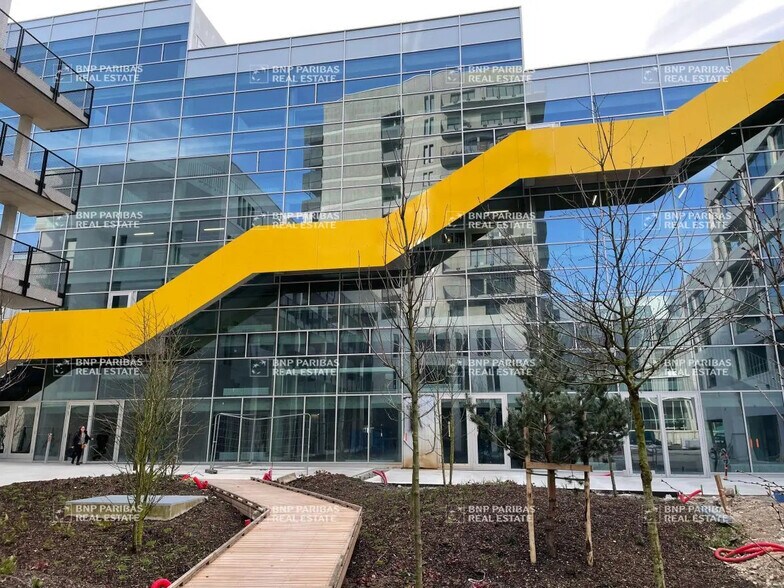 Office in Nantes for sale - Building Photo - Image 2 of 21