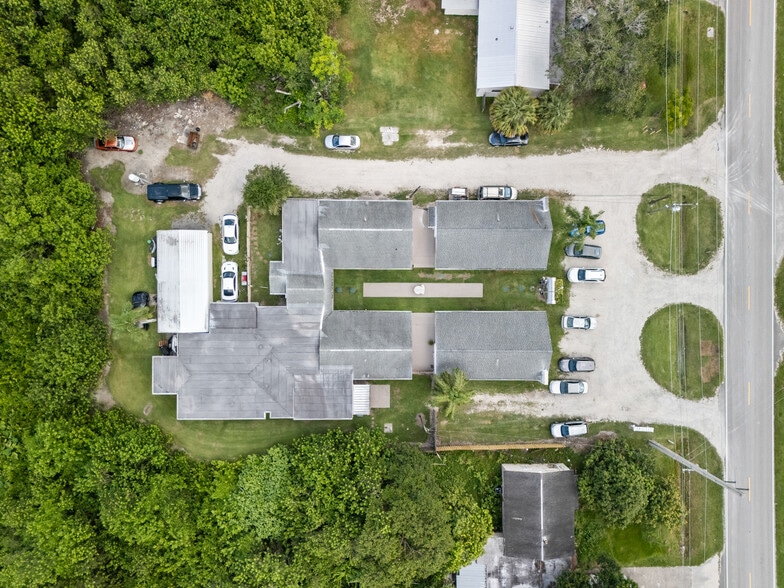 1215 Hartman Rd, Fort Pierce, FL for sale - Building Photo - Image 1 of 1