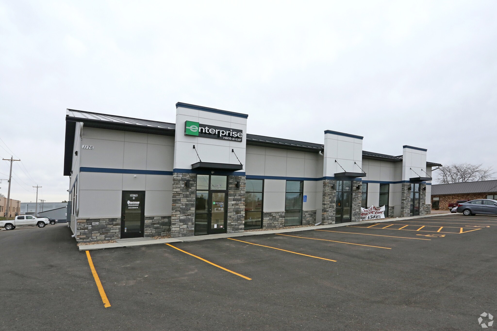 1176 E Frontage Rd, Owatonna, MN for sale Primary Photo- Image 1 of 1