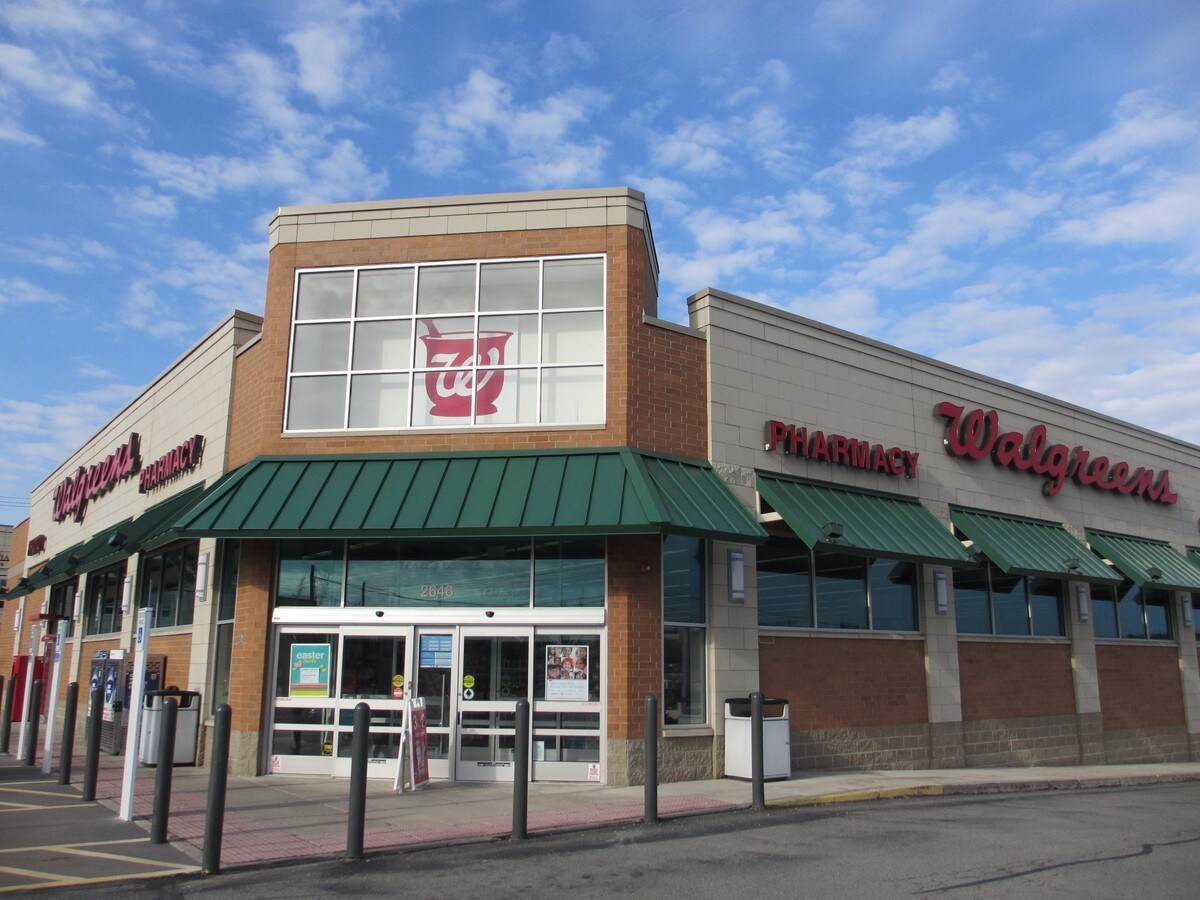 2646 Darlington Rd, Beaver Falls, PA 15010