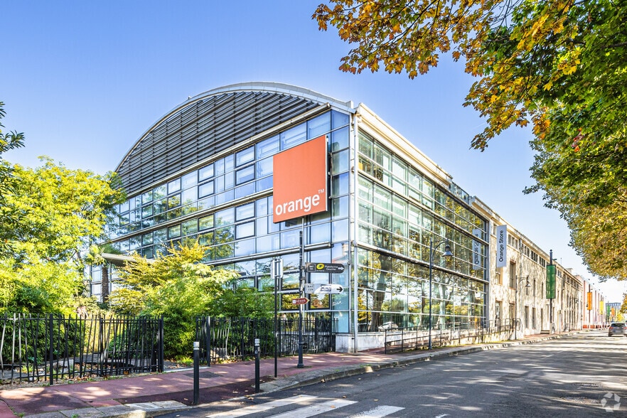 8 Avenue Des Arrimeurs, Saint-Denis for lease - Primary Photo - Image 1 of 3