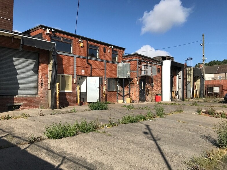 Alexandra Ter, Wheatley Hill for sale - Building Photo - Image 2 of 6