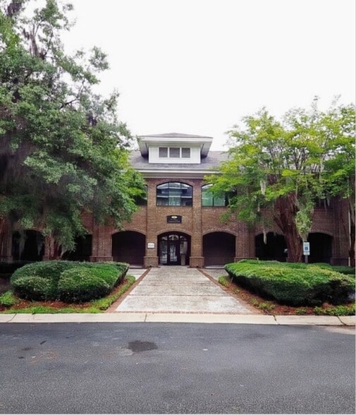 11 Arley Way, Bluffton, SC for sale - Building Photo - Image 1 of 1