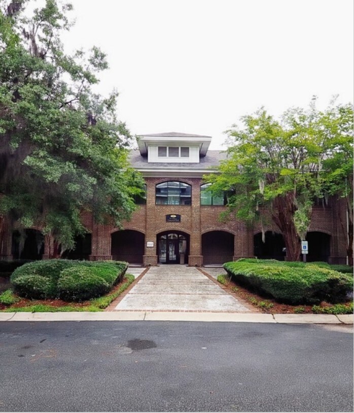 11 Arley Way, Bluffton, SC for sale Building Photo- Image 1 of 1