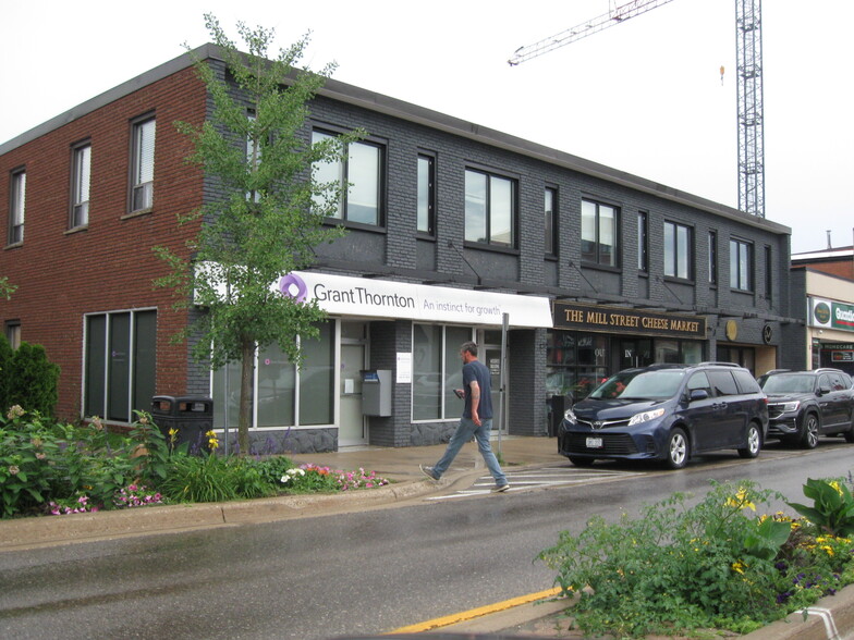 37 Main St S, Halton Hills, ON for lease - Building Photo - Image 1 of 23