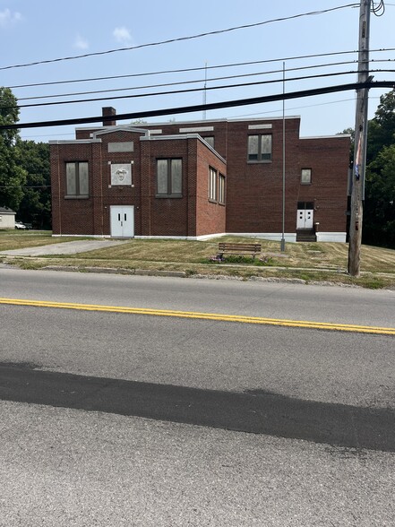 642 S Main St, Central Square, NY for lease - Building Photo - Image 2 of 19