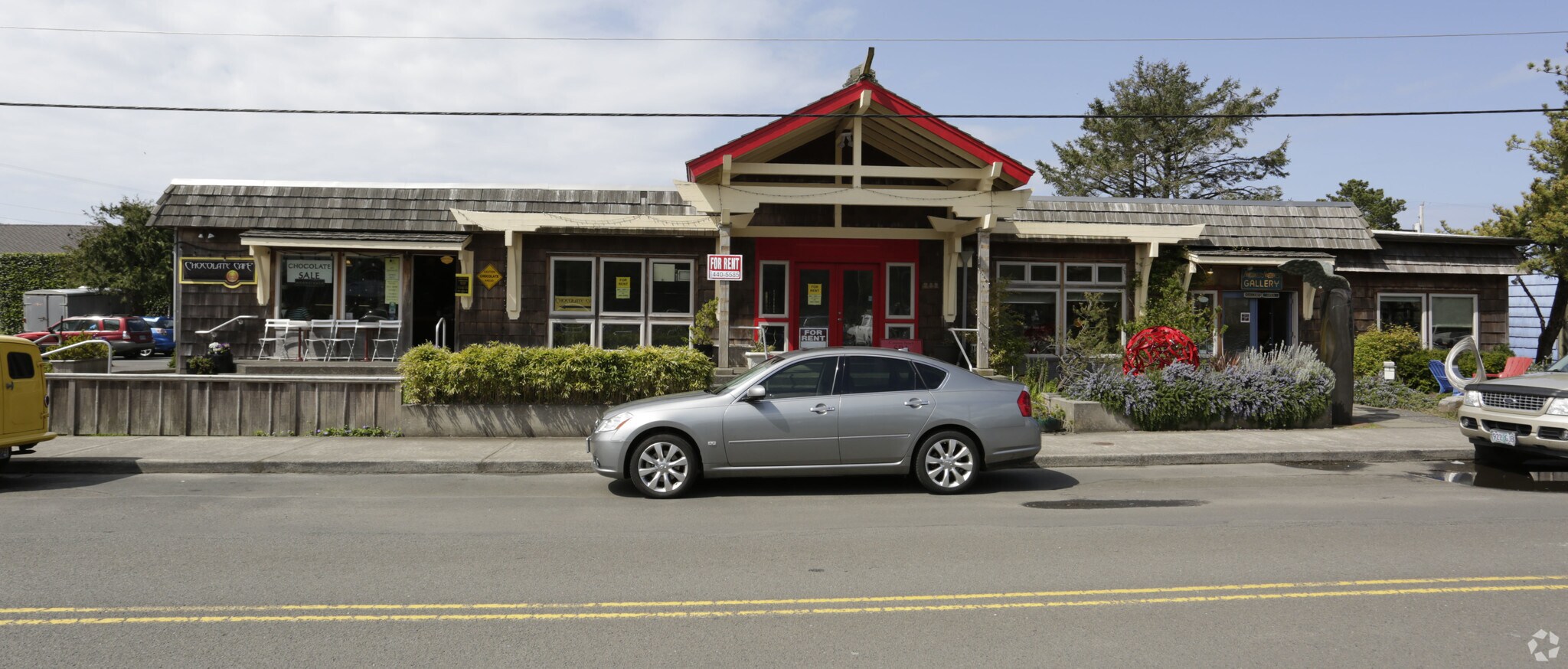 232 N Spruce St, Cannon Beach, OR for sale Primary Photo- Image 1 of 1