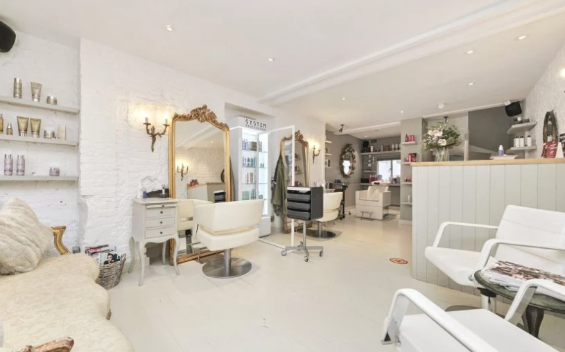 74 Compton St, London for sale - Interior Photo - Image 1 of 18