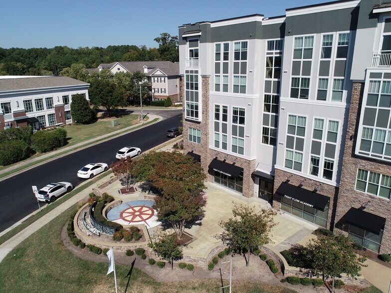 900 E Six Forks Rd, Raleigh, NC 27604 Infinity Six Forks