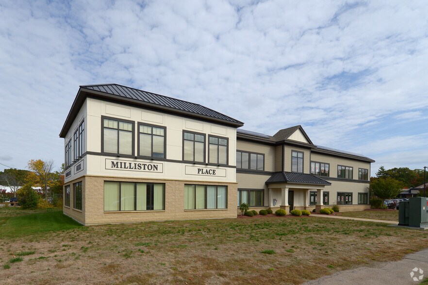 730 Main Rd, Millis-Clicquot, MA for sale - Primary Photo - Image 1 of 1