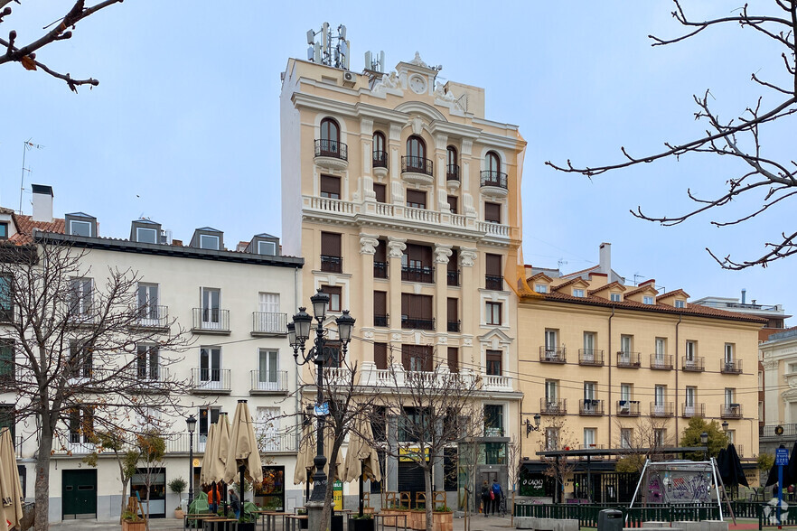 Plaza De Santa Ana, 4, Madrid, Madrid for lease - Primary Photo - Image 1 of 2