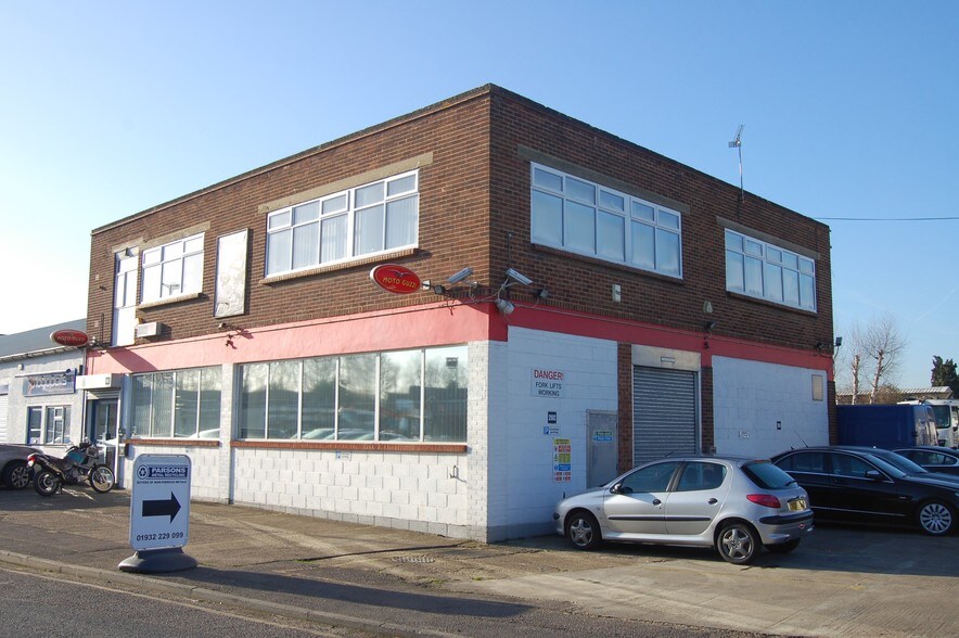 26A-26C Lyon Rd, Walton On Thames for lease - Building Photo - Image 2 of 2