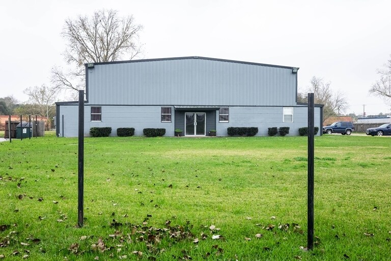 220 E Highway 6, Alvin, TX for sale Primary Photo- Image 1 of 1