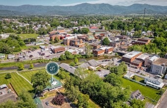 120 N Hawksbill St, Luray, VA - AERIAL  map view