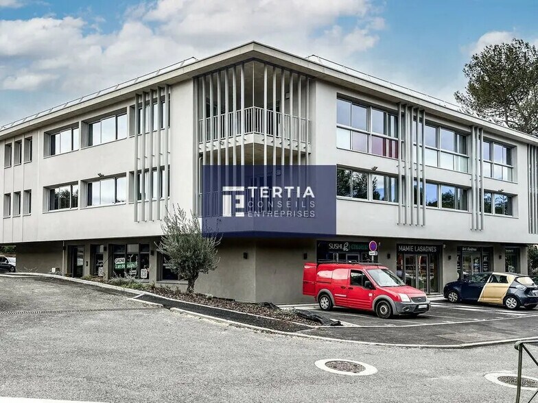 Office in Saint-Gély-du-Fesc for lease - Building Photo - Image 2 of 11