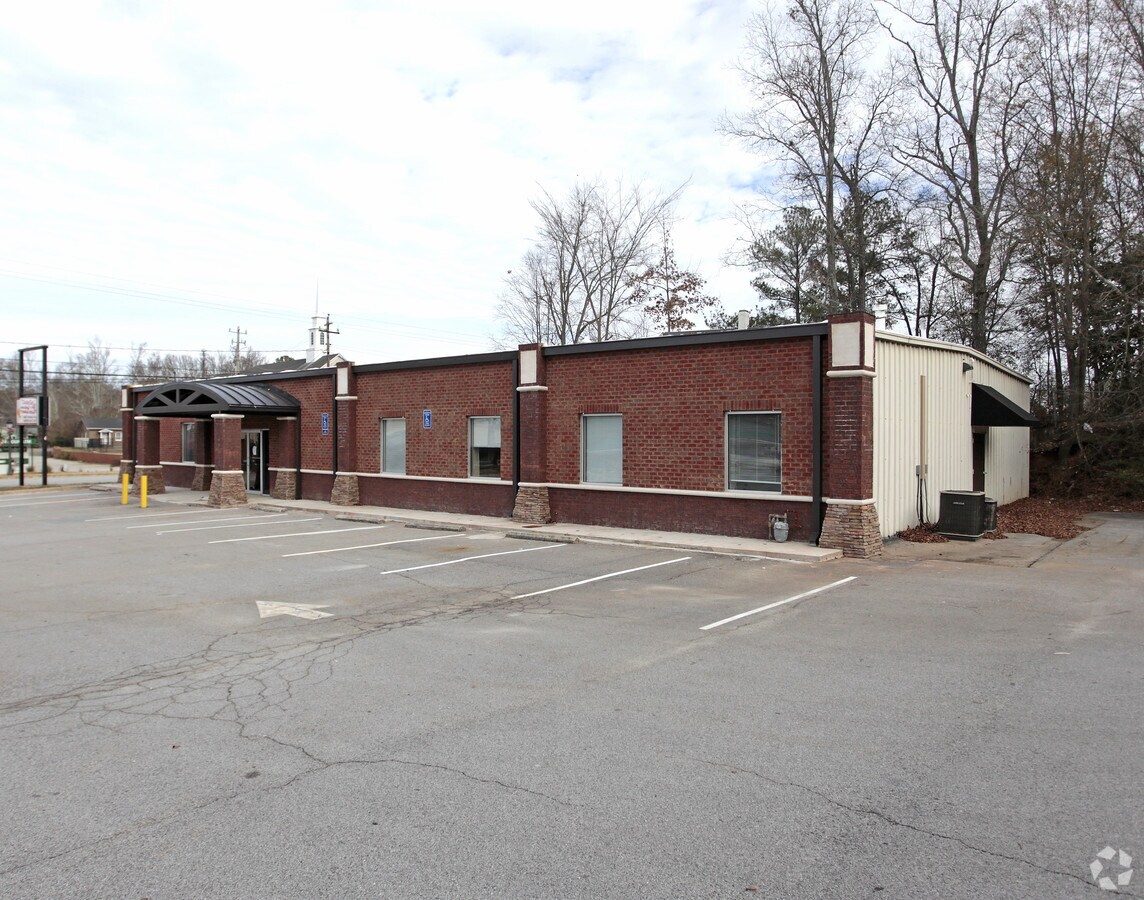 924 Maple St, Carrollton, GA, 30117 Freestanding Property For Sale