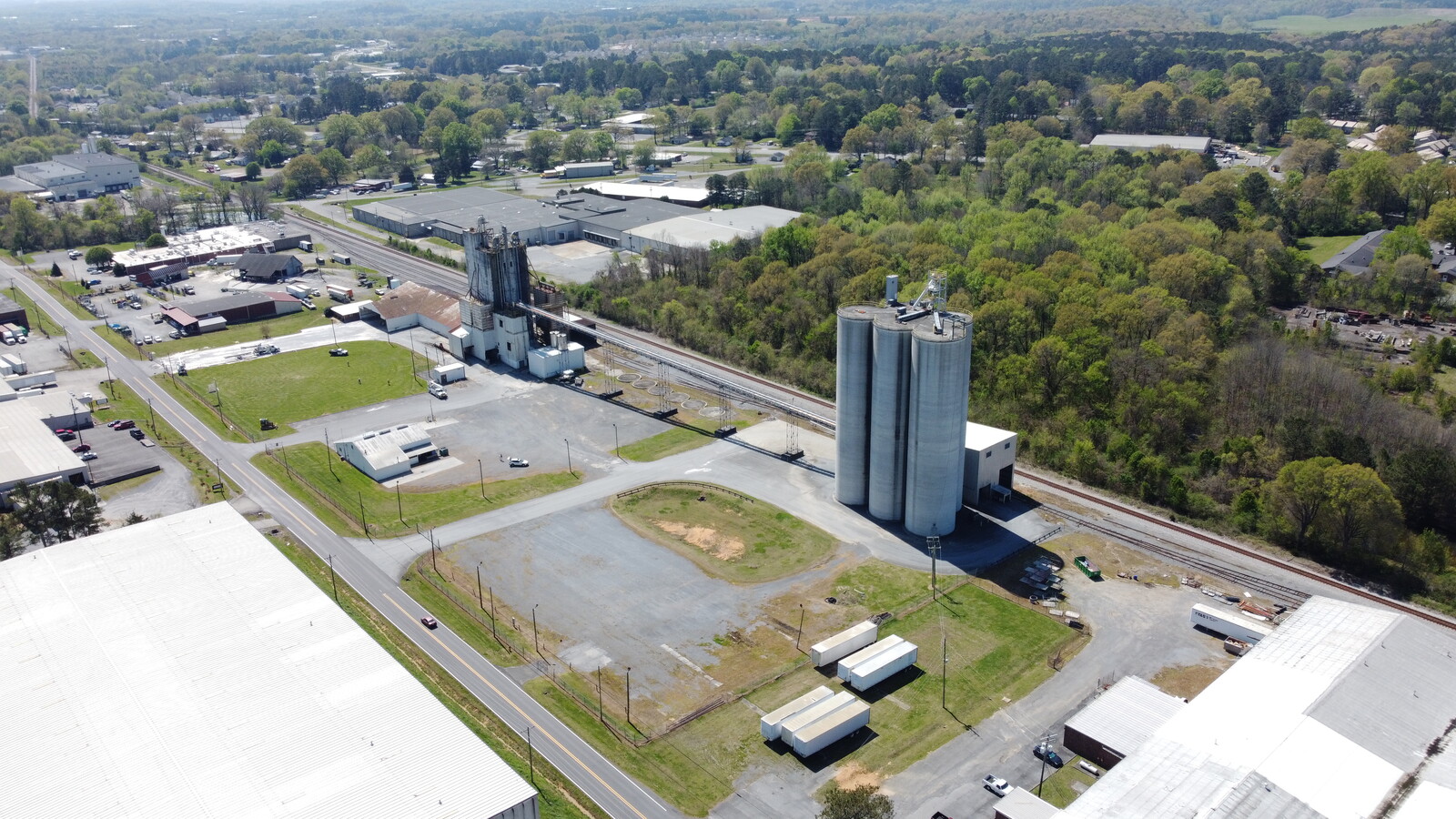 110 N Industrial Blvd NE, Calhoun, GA 30701