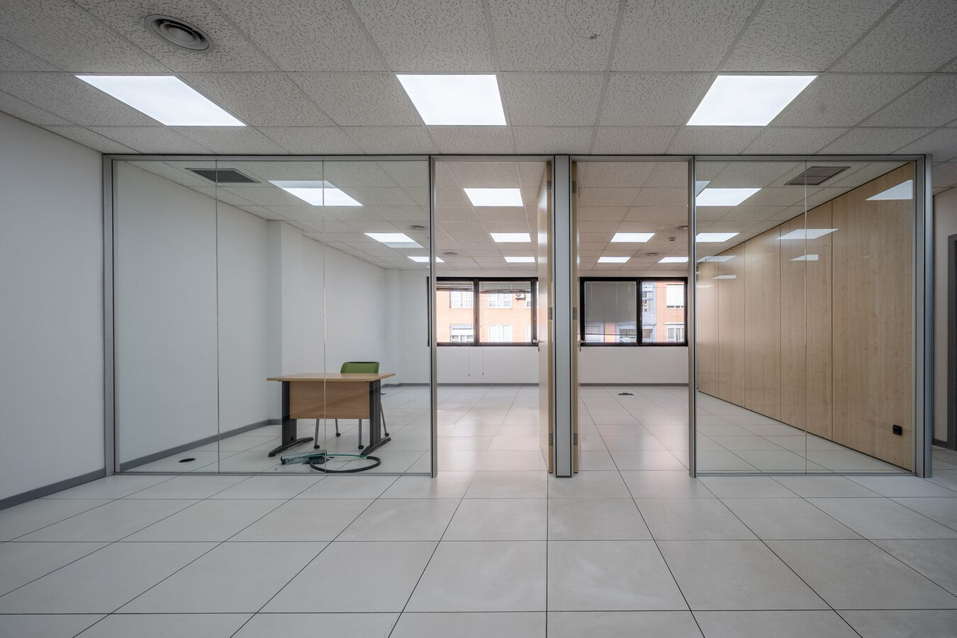 Calle San Máximo, 31, Madrid, MAD 28041 - - - Interior Photo - Image 1 of 18