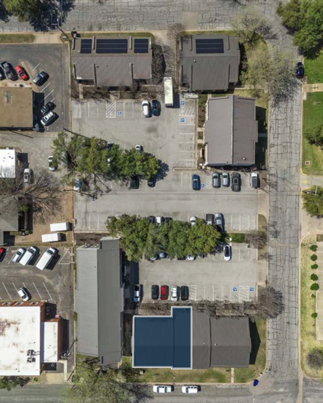 5002 Lakeland Cir, Waco, TX for lease - Aerial - Image 3 of 9