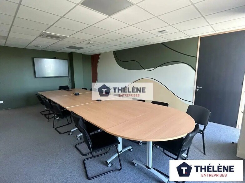 Office in Montpellier for sale - Building Photo - Image 1 of 12