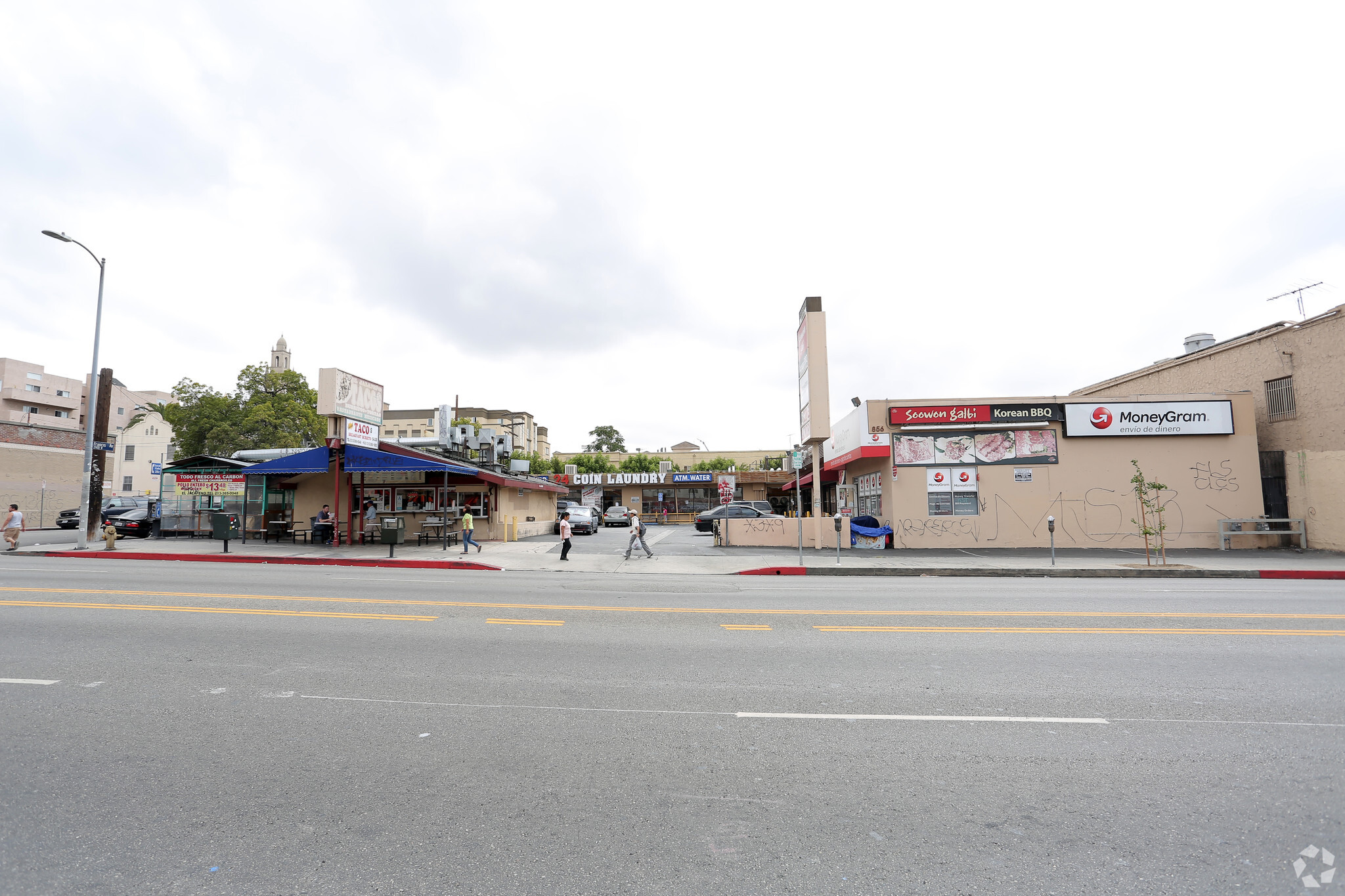 856 S Vermont Ave, Los Angeles, CA for lease Building Photo- Image 1 of 6