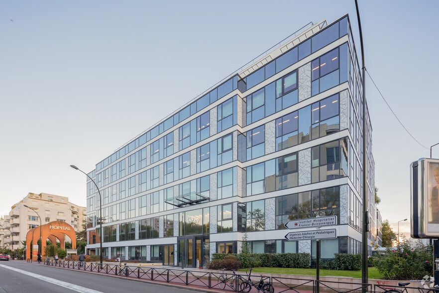 66-70 Rue De Villiers, 92300 Levallois-Perret, Levallois-Perret for lease - Building Photo - Image 2 of 7