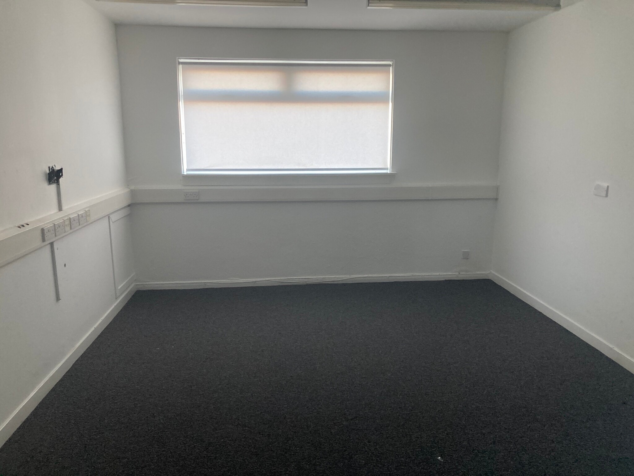 9 Ailsa Rd, Irvine for lease Interior Photo- Image 1 of 3