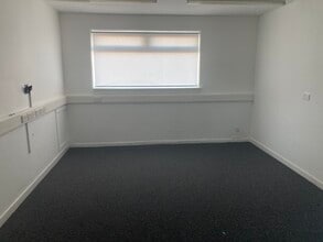 9 Ailsa Rd, Irvine for lease Interior Photo- Image 1 of 3