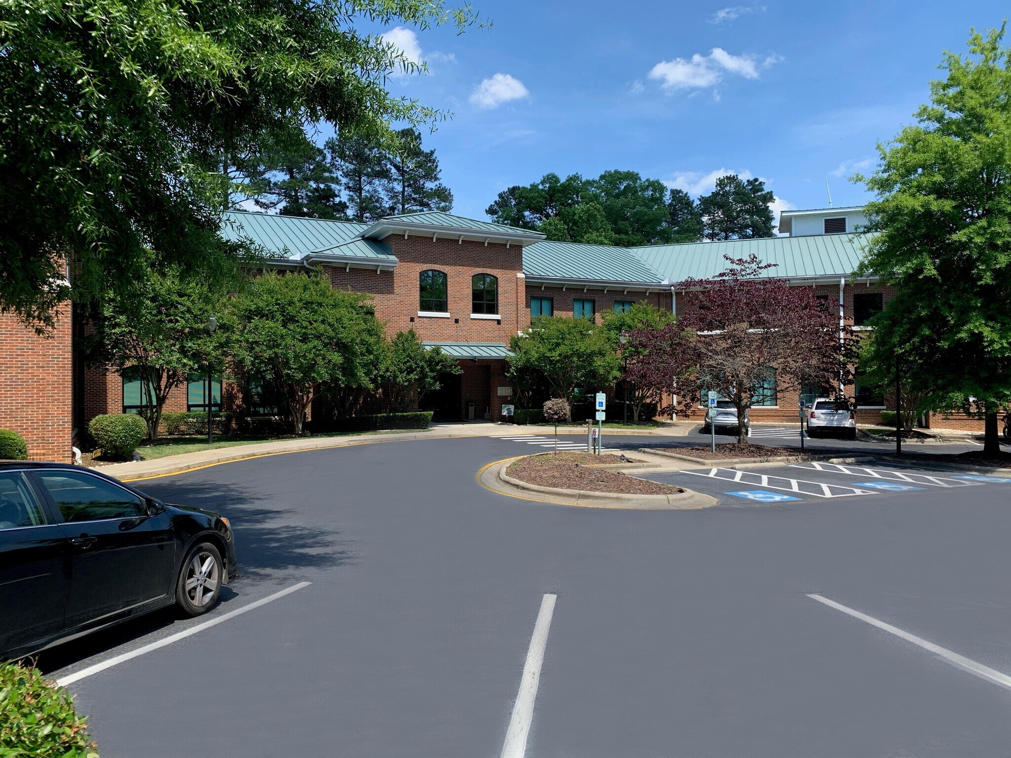 610 Jones Ferry Rd, Carrboro, NC 27510 Willow Creek Professional