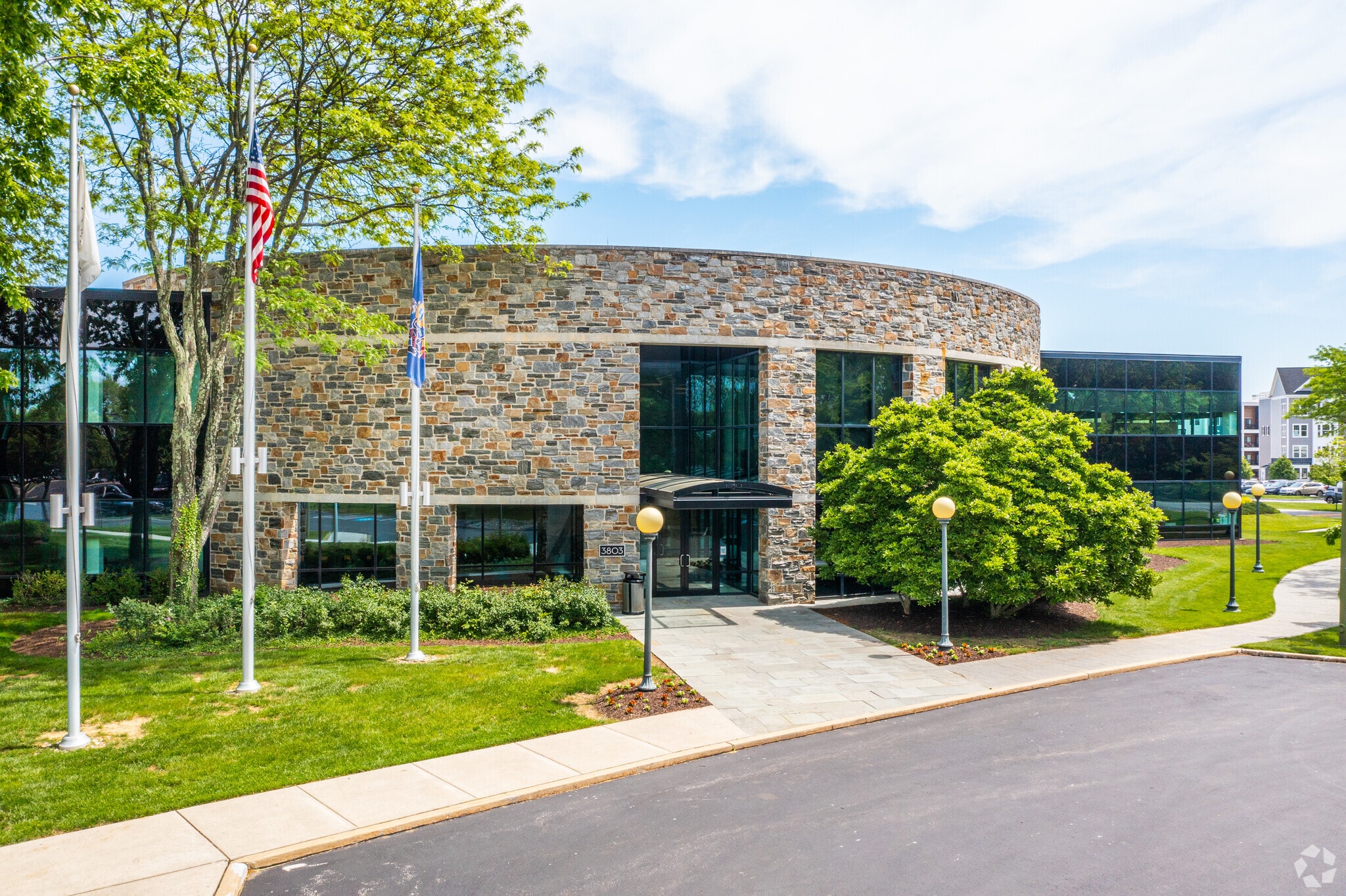 3803 West Chester Pike, Newtown Square, PA for lease Building Photo- Image 1 of 11
