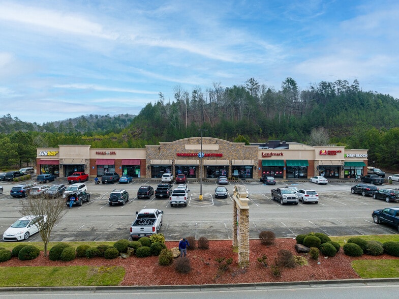 500 Highland Xing, East Ellijay, GA for lease - Building Photo - Image 3 of 4